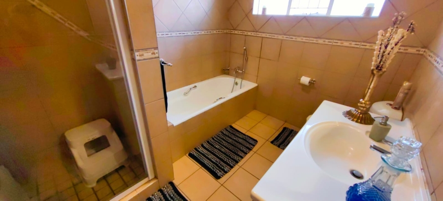 3 Bedroom Property for Sale in Potchefstroom North West